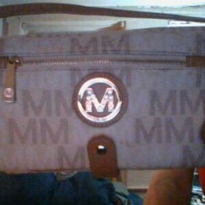 Crossbody Handbag with optional strap